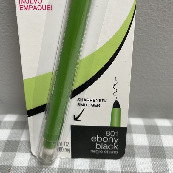 Maybelline Define A Line Eyeliner, Ebony Black - Picture 3 of 8